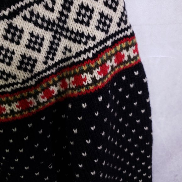 Vintage Handmade in Norway Fair Isle 100% Wool Crewneck Pullover Sweater - Picture 6 of 7